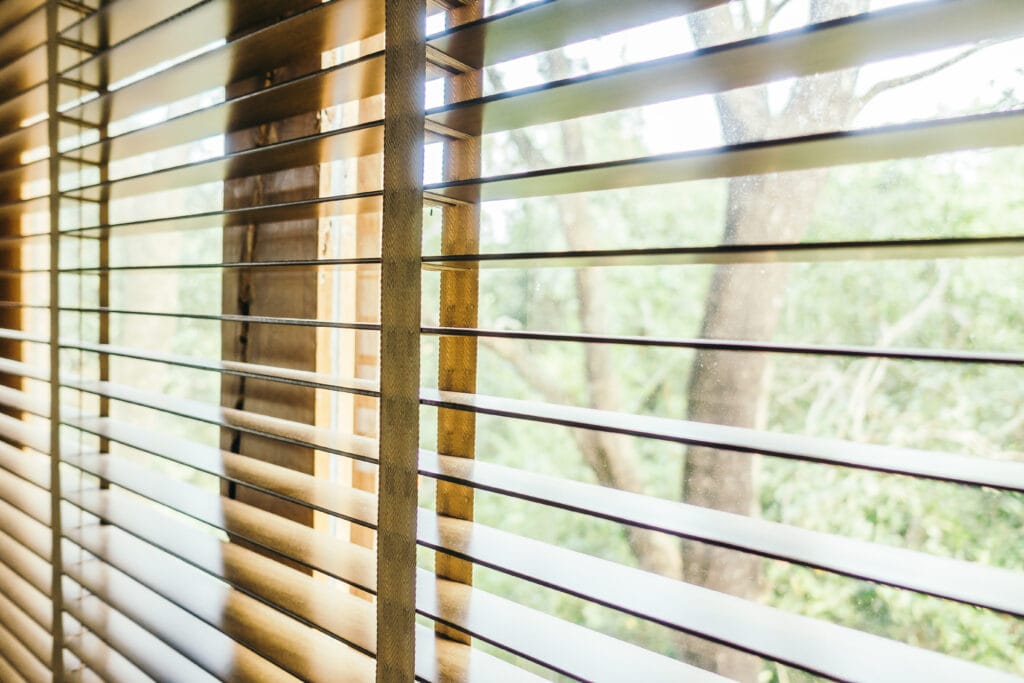 Venetian blind for your bathroom in Javea